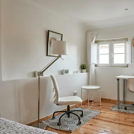 Spacious Duplex With Terrace Lägenhet *