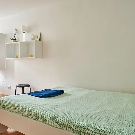 Lägenhet Spacious Duplex With Terrace
