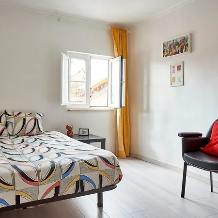 Spacious Duplex With Terrace Lisboa