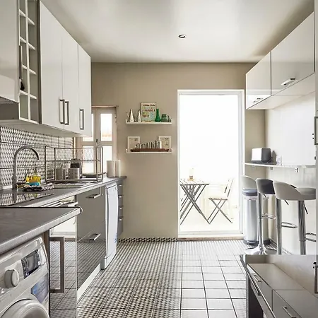 Spacious Duplex With Terrace * Lisboa