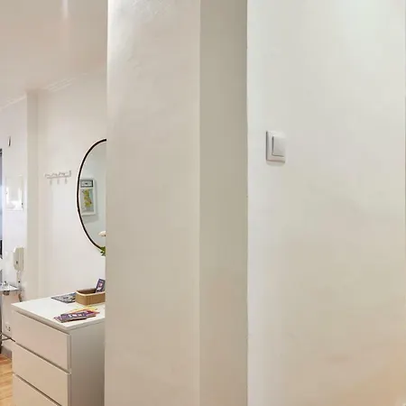 Lägenhet Spacious Duplex With Terrace Lisboa