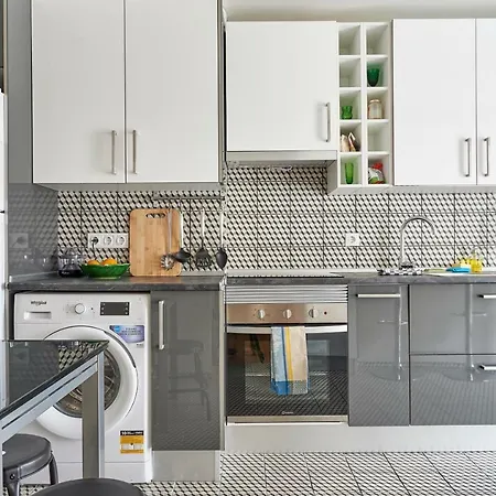 Apartamento Spacious Duplex With Terrace Lisboa
