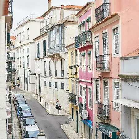 Spacious Duplex With Terrace * Lisboa