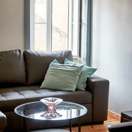 Lägenhet Spacious Duplex With Terrace *