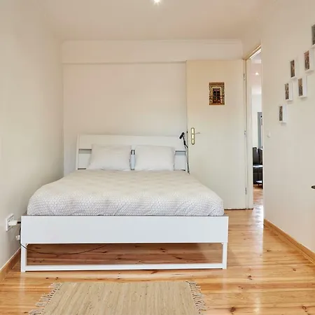 Spacious Duplex With Terrace Lägenhet